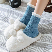 Lade das Bild in den Galerie-Viewer, Chaussettes Chaudes en Laine ciaovie