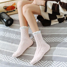 Lade das Bild in den Galerie-Viewer, Chaussettes Chaudes en Laine ciaovie