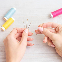 Lade das Bild in den Galerie-Viewer, Self Threading Magical Sewing Needles Complete Bundle SewingFairy