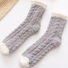 Lade das Bild in den Galerie-Viewer, Chaussettes Chaudes en Laine ciaovie