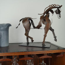 Lade das Bild in den Galerie-Viewer, Sculpture Cheval "Adonis" ciaovie