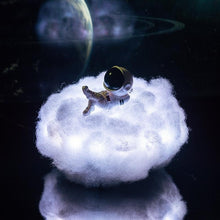 Load image into Gallery viewer, Astronaut Cloud LED Color Lamp nebula-light.com