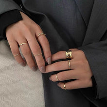 Lade das Bild in den Galerie-Viewer, 17KM Punk Gold Wide Chain Rings Set For Women Girls Fashion Irregular Finger Thin Rings Gift Female Jewelry Party DSers