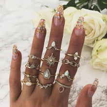 Lade das Bild in den Galerie-Viewer, 30 Styles of Trendy Boho Midi Knuckle Ring Set For Women Crystal Geometric Finger Rings Fashion Bohemian Jewelry DSers