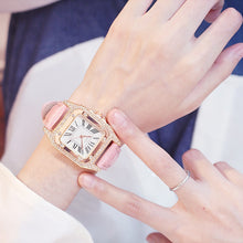 Lade das Bild in den Galerie-Viewer, Women Diamond Watch Starry Square Dial Bracelet Watches Set Ladies Leather Band Quartz Wristwatch Female Clock Zegarek Damski DSers