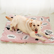 Lade das Bild in den Galerie-Viewer, Warm Pet Sleeping Blanket, Mat, Bed, Cover OMG Shop Zone