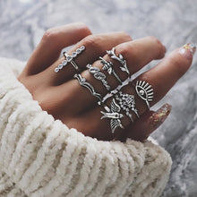 Lade das Bild in den Galerie-Viewer, 30 Styles of Trendy Boho Midi Knuckle Ring Set For Women Crystal Geometric Finger Rings Fashion Bohemian Jewelry DSers