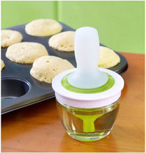 Lade das Bild in den Galerie-Viewer, Silicone Oil Bottle Brush