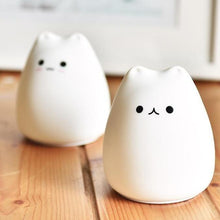 Lade das Bild in den Galerie-Viewer, Kawaii Touch Sensitive Cat Lamp nebula-light.com