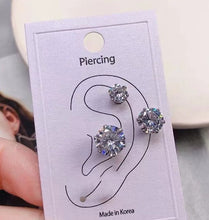 Lade das Bild in den Galerie-Viewer, Magnetic Zircon Stud Ear Clip (3 Pairs) Blossom Online UG