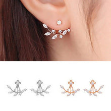 Lade das Bild in den Galerie-Viewer, Silver Needle Leaves Cubic Zircon Crystal Stud Earrings For Women