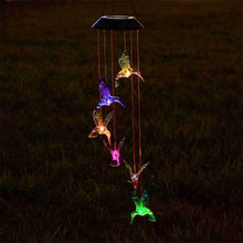 Lade das Bild in den Galerie-Viewer, LED Solar Powered Hummingbird Chime