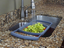 Lade das Bild in den Galerie-Viewer, Kitchen Collapsible Silicone Colander Strainer Expands to 24 Over the Sink Basket Cooking Water Drainage