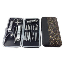 Lade das Bild in den Galerie-Viewer, 12 in 1 Ultimate Travel Grooming Set x