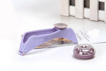 Lade das Bild in den Galerie-Viewer, Facial Hair Threader