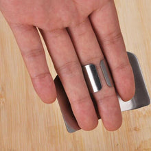 Lade das Bild in den Galerie-Viewer, Stainless Steel Finger Guard