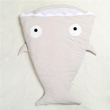 Lade das Bild in den Galerie-Viewer, Mr. Shark baby sleeping bag