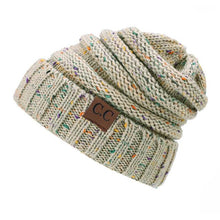 Lade das Bild in den Galerie-Viewer, Soft Knit Beanie
