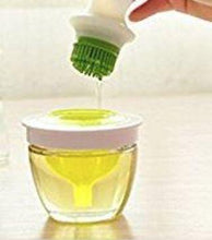 Lade das Bild in den Galerie-Viewer, Silicone Oil Bottle Brush