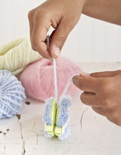 Lade das Bild in den Galerie-Viewer, Pompom Maker
