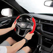 Lade das Bild in den Galerie-Viewer, Housse De Volant En Peluche Antidérapante Pour Voiture ciaovie
