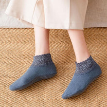Lade das Bild in den Galerie-Viewer, Chaussettes Chauffantes En Dentelle à La Mode(4/8 PAIRS) ciaovie
