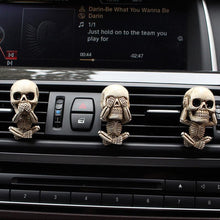 Load image into Gallery viewer, Aromathérapie Tête de Fantôme Crâne de Voiture Créative (ensemble de 3 pièces) ciaovie
