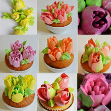 Lade das Bild in den Galerie-Viewer, Stainless Steel Pastry Nozzles - Russian Tulip Icing Tool (7pcs)
