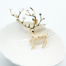 Load image into Gallery viewer, Broche de Cerf Exquis pour Dames ciaovie
