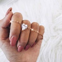 Load image into Gallery viewer, Heart Pendant Necklace Elegant Crystal Chain Choker Necklaces for Women Aesthetic Jewelry Gifts
