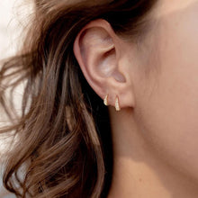 Lade das Bild in den Galerie-Viewer, ROXI Luxury Small Round Hoop Earrings for Women Wedding Jewelry Zircon Circle Piercings Pendientes Earring 925 Sterling Silver DSers
