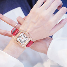 Lade das Bild in den Galerie-Viewer, Women Diamond Watch Starry Square Dial Bracelet Watches Set Ladies Leather Band Quartz Wristwatch Female Clock Zegarek Damski DSers
