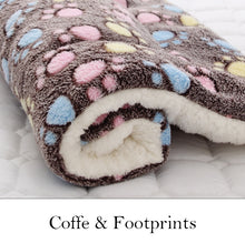 Lade das Bild in den Galerie-Viewer, Soft Flannel Thickened Pet Soft Fleece Pad Pet Blanket Bed Mat For Puppy Dog Cat Sofa Cushion Home Rug Keep Warm Sleeping Cover OMG Shop Zone

