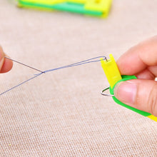 Load image into Gallery viewer, Automatic Needle Threader (5PCs) SewingFairy
