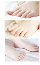 Load image into Gallery viewer, Exfoliating Foot Mask Socks
