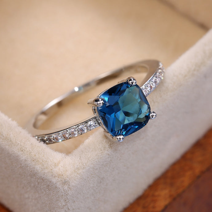 Huitan Square Blue Series Stone Women Rings Simple Minimalist Pinky Accessories Ring Band Elegant Engagement Jewelry Rings DSers