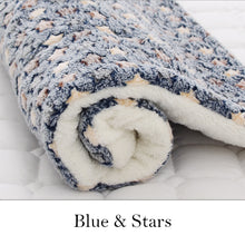 Lade das Bild in den Galerie-Viewer, Soft Flannel Thickened Pet Soft Fleece Pad Pet Blanket Bed Mat For Puppy Dog Cat Sofa Cushion Home Rug Keep Warm Sleeping Cover OMG Shop Zone
