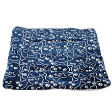 Lade das Bild in den Galerie-Viewer, Warm Pet Sleeping Blanket, Mat, Bed, Cover OMG Shop Zone
