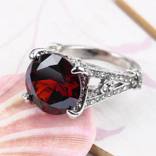 Lade das Bild in den Galerie-Viewer, Hot Sale Big Red Stone Rings For Women Female Fashion Wedding Engagement Rings Princess Luxury Jewelry Bague Anillos
