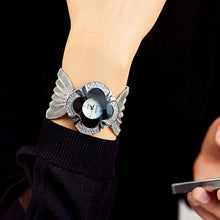 Lade das Bild in den Galerie-Viewer, New Fashion Elegant Butterfly Watch Blossom Online UG
