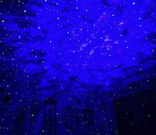 Lade das Bild in den Galerie-Viewer, Nebula Light Galaxy Projector nebula-light.com
