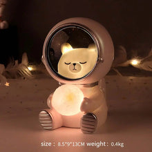 Lade das Bild in den Galerie-Viewer, Pet Astronaut Lamp nebula-light.com
