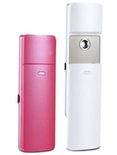 Lade das Bild in den Galerie-Viewer, Nano Handy Facial Steamer
