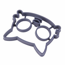 Lade das Bild in den Galerie-Viewer, Kitty bacon &amp; egg shaper
