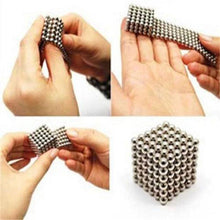 Lade das Bild in den Galerie-Viewer, Magnet Toys Multi Molding Buckyballs

