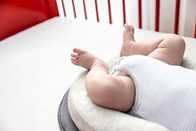 Lade das Bild in den Galerie-Viewer, PORTABLE BABY BED - ANTI ROLLOVER
