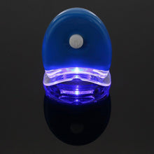 Lade das Bild in den Galerie-Viewer, Teeth Whitening Kit
