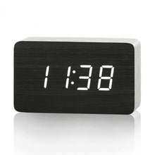 Lade das Bild in den Galerie-Viewer, Mini Cube LED Wooden Alarm Clock
