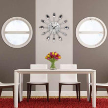 Lade das Bild in den Galerie-Viewer, Spoon Fork Creative Quartz Wall Mounted Clock
